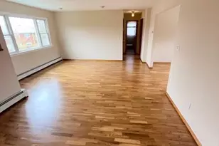 293 Adriana St, Saddle Brook Township, NJ 07663 - Photo 4