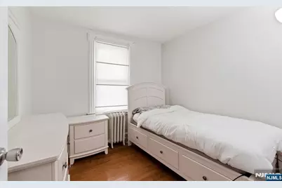 117 Overpeck Avenue, Ridgefield Park, NJ 07660 - Photo 14