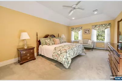 193 Pulis Avenue, Franklin Lakes, NJ 07417 - Photo 16