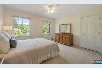 193 Pulis Avenue, Franklin Lakes, NJ 07417 - Photo 20