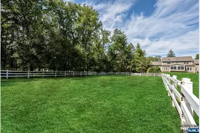 193 Pulis Avenue, Franklin Lakes, NJ 07417 - Photo 32