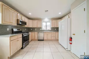 2432 3rd Street B, Fort Lee, NJ 07024 - Photo 16