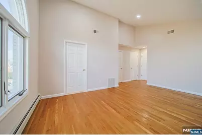 2432 3rd Street B #B, Fort Lee, NJ 07024 - Photo 26