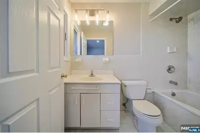 2432 3rd Street B #B, Fort Lee, NJ 07024 - Photo 28