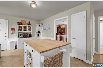 322 Broughton Avenue, Bloomfield, NJ 07003 - Photo 20