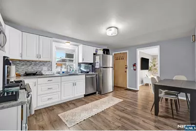 322 Broughton Avenue, Bloomfield, NJ 07003 - Photo 30