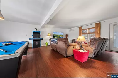 2 Caryn Place, Fairfield, NJ 07004 - Photo 16
