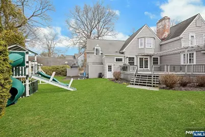 170 Hillside Avenue, Englewood, NJ 07631 - Photo 38