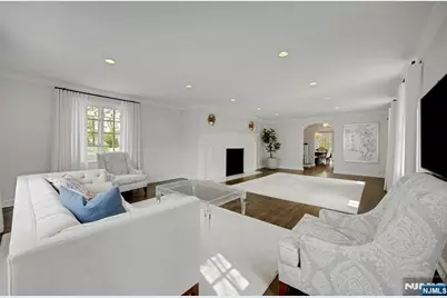 170 Hillside Avenue, Englewood, NJ 07631 - Photo 8