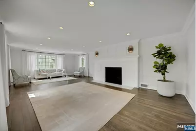 170 Hillside Avenue, Englewood, NJ 07631 - Photo 6