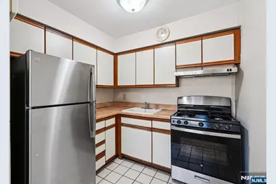 19 Savage Road B6 #B6, Denville, NJ 07834 - Photo 8