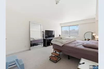 60 Parkway Drive 4G #4G, East Orange, NJ 07017 - Photo 4