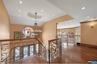 10 Fox Terrace, Cliffside Park, NJ 07010 - Photo 20