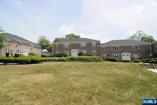 5 Heights Road O-2, Ridgewood, NJ 07450 - Photo 2