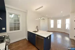 203 3rd Street 2, Jersey City, NJ 07302 - Photo 2