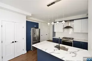 203 3rd Street 2, Jersey City, NJ 07302 - Photo 4