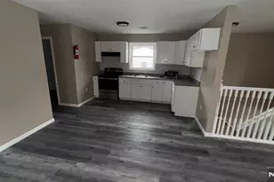 766 E 26th Street 2, Paterson, NJ 07504 - Photo 2