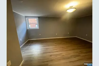 309 Essex Street 5 #5, Hackensack, NJ 07601 - Photo 4