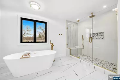 234 Vivien Court, Paramus, NJ 07652 - Photo 34