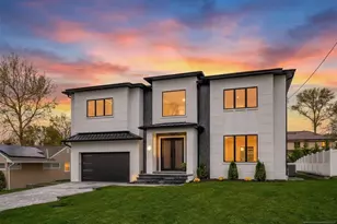 234 Vivien Ct, Paramus, NJ 07652 - Photo 1