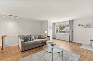 9 Wedgewood Dr 93, Verona, NJ 07044 - Photo 4