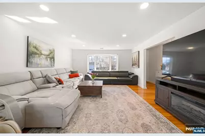 776 Walnut Street, New Milford, NJ 07646 - Photo 6