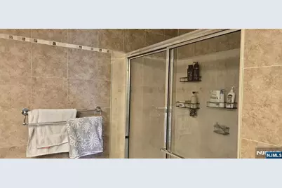 410 Howe Avenue 16 #16, Passaic, NJ 07055 - Photo 26