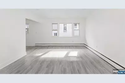 86 Chestnut Street 3 #3, Rutherford, NJ 07070 - Photo 6