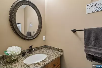 62 N Mackenzie Lane, Denville, NJ 07834 - Photo 16