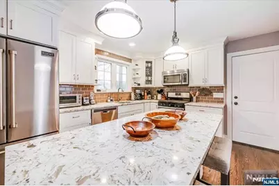 97 Roxbury Road, Dumont, NJ 07628 - Photo 10