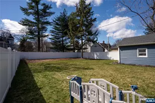 246 Stirling Ave, Orange, NJ 07050 - Photo 34