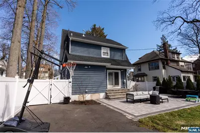 246 Stirling Avenue, Orange, NJ 07050 - Photo 32