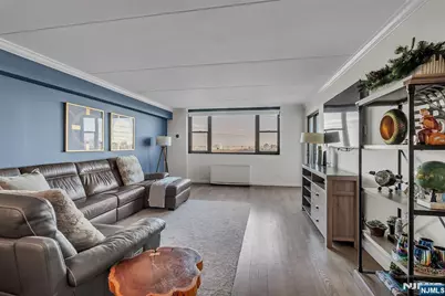 250 Gorge 21B #21B, Cliffside Park, NJ 07010 - Photo 6