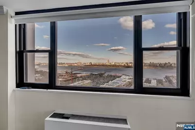 250 Gorge 21B #21B, Cliffside Park, NJ 07010 - Photo 10