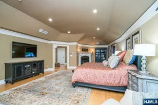 22 Sunset Ln, Upper Saddle River, NJ 07458 - Photo 12