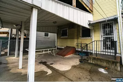 390 Lafayette Street, Newark, NJ 07105 - Photo 36