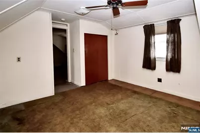 39-23 Van Duren, Fair Lawn, NJ 07410 - Photo 12