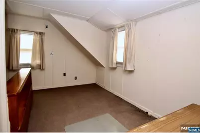 39-23 Van Duren, Fair Lawn, NJ 07410 - Photo 10