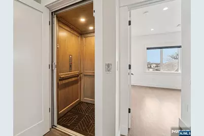 412 Lincoln Avenue, Cliffside Park, NJ 07010 - Photo 34