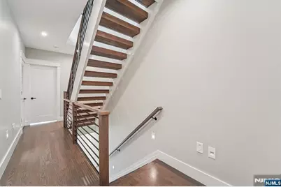 412 Lincoln Avenue, Cliffside Park, NJ 07010 - Photo 24