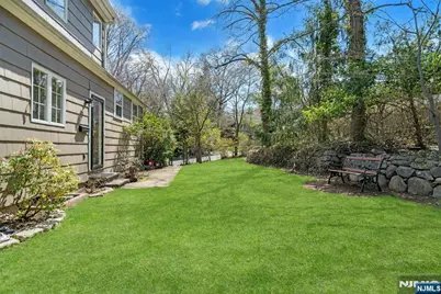 1 Crescent Place, Ho Ho Kus, NJ 07423 - Photo 22