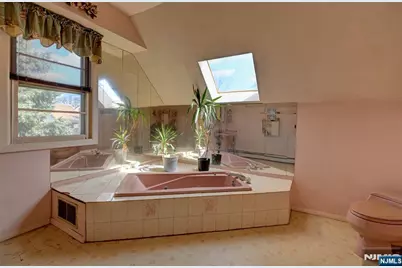 274 Gaston Avenue, Garfield, NJ 07026 - Photo 10