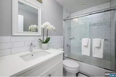 2021 Fletcher Avenue, Fort Lee, NJ 07024 - Photo 28