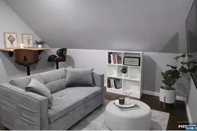 633 Thomas Boulevard, East Orange, NJ 07017 - Photo 4