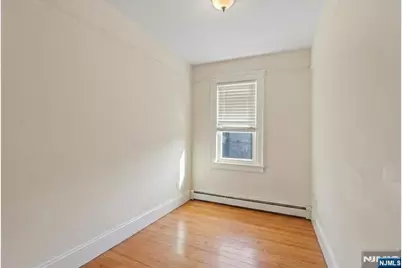 436 Undercliff Avenue, Edgewater, NJ 07020 - Photo 20