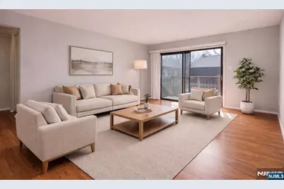 423 Meadow Woods Lane 310 #310, Lawrence, NJ 08648 - Photo 6