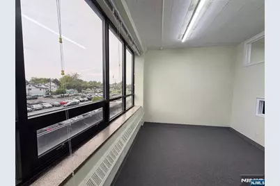 1051 Bloomfield Avenue 11B #11B, Clifton, NJ 07012 - Photo 10
