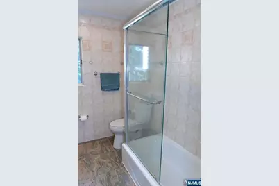 3-07 Dorothy Street, Fair Lawn, NJ 07410 - Photo 20