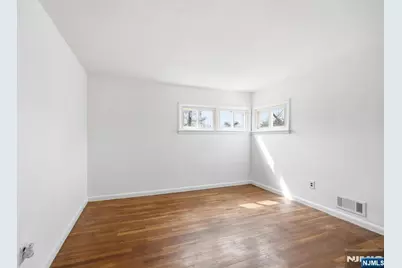 21 Linwood Avenue, Bogota, NJ 07603 - Photo 14