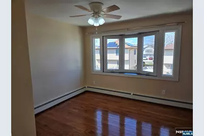 14 Chestnut Street 2nd Floor #2nd Floor, Elmwood Park, NJ 07407 - Photo 10